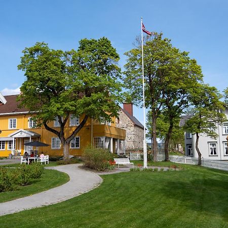 Granavolden Hotel & Gjaestgiveri Екстер'єр фото