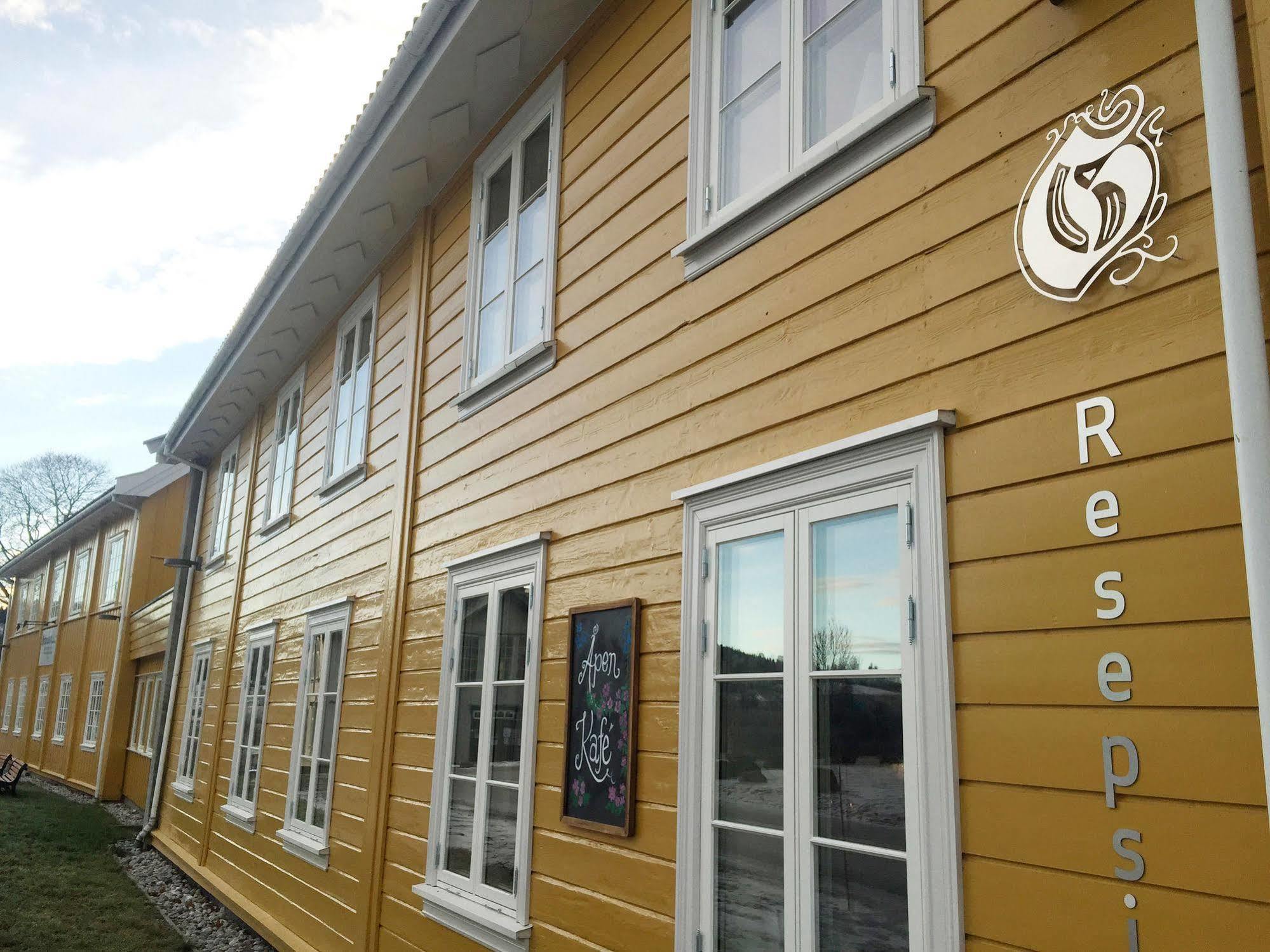 Granavolden Hotel & Gjaestgiveri Екстер'єр фото